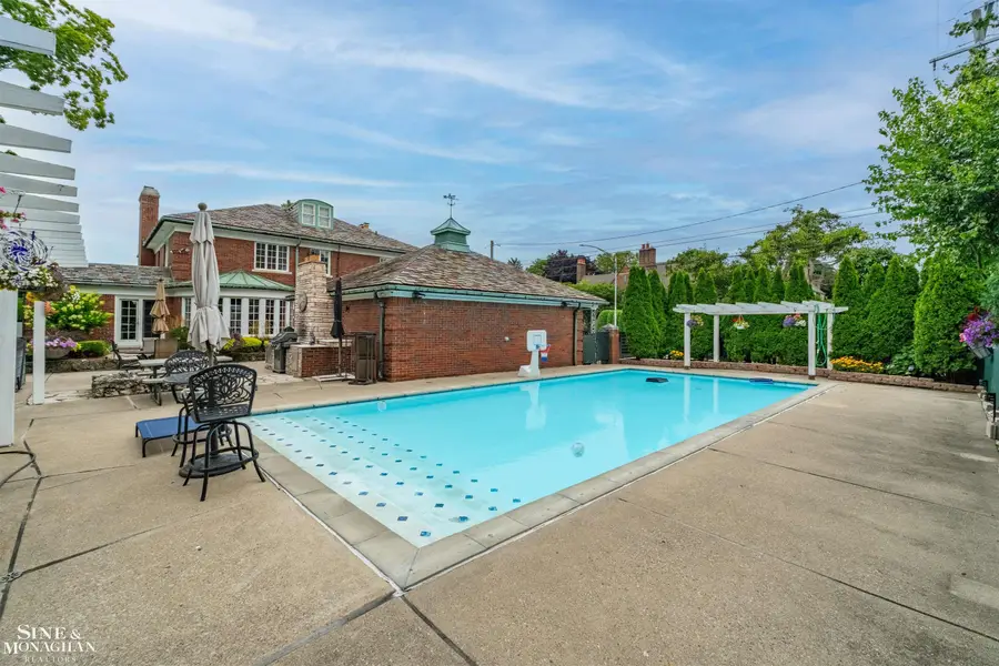 701 Balfour, Grosse Pointe Park, MI 48230 - #2