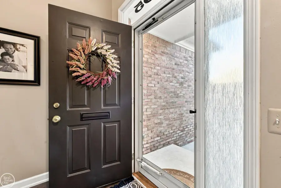 3005 Harbor Place, Saint Clair Shores, MI 48080 - #2