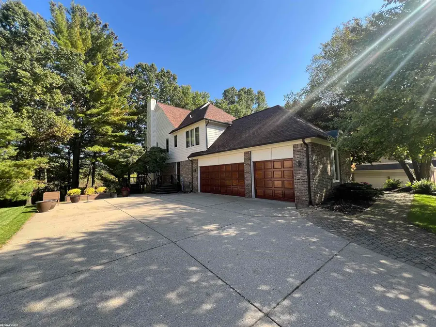 258 Indian, Lake Orion, MI 48362 - #2