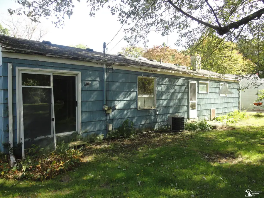 8579 Buerk, Temperance, MI 48182 - #3