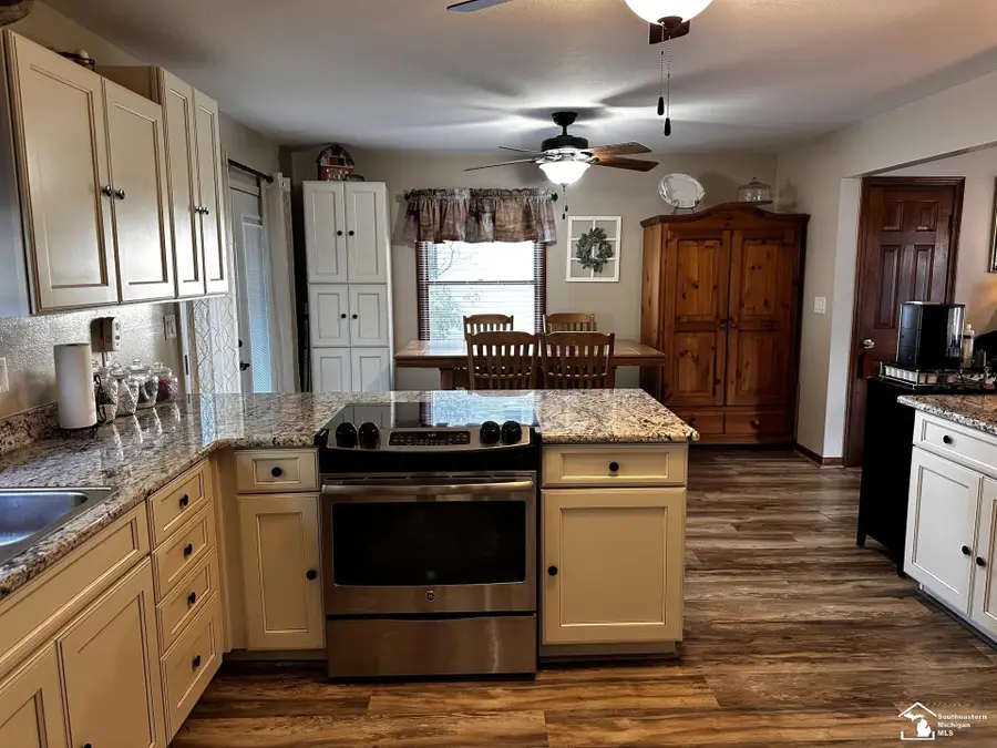 4532 Grove, Luna Pier, MI 48157 - #3