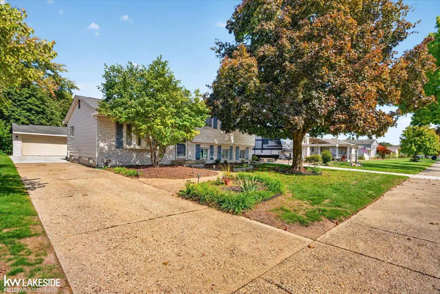 14453 Alpena, Sterling Heights, MI 48313 - #2