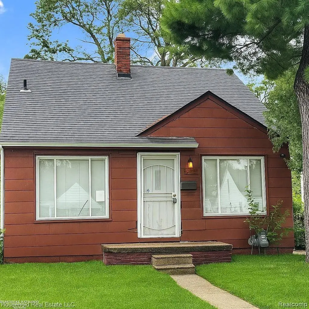 8211 Artesian, Detroit, MI 48228 - #1