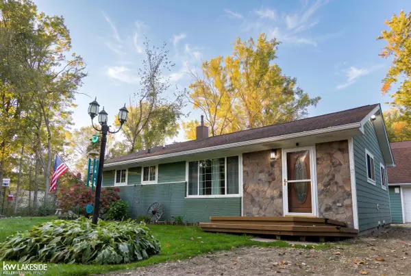 28671 27 Mile, Lenox, MI 48048