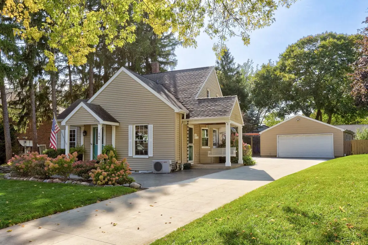 566 Cass, Frankenmuth, MI 48734 - #1