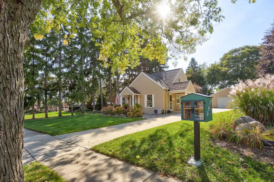 566 Cass, Frankenmuth, MI 48734 - #2