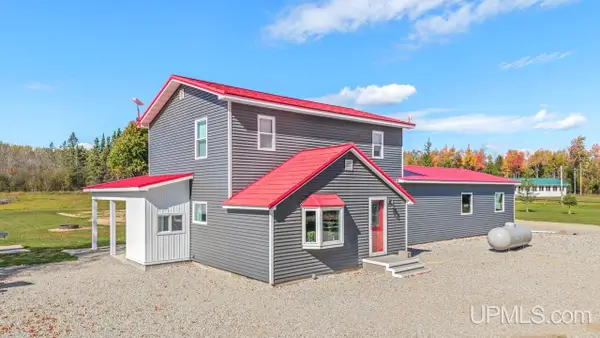 8499 Co 503 Cc, Rapid River, MI 49878