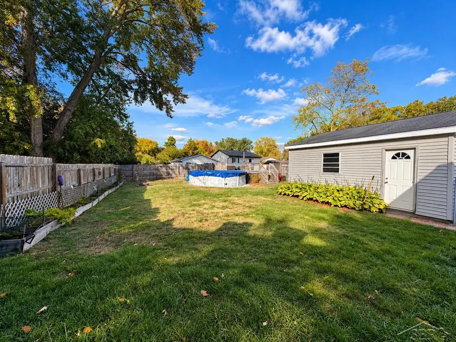 217 Arbury, Midland, MI 48640 - #2