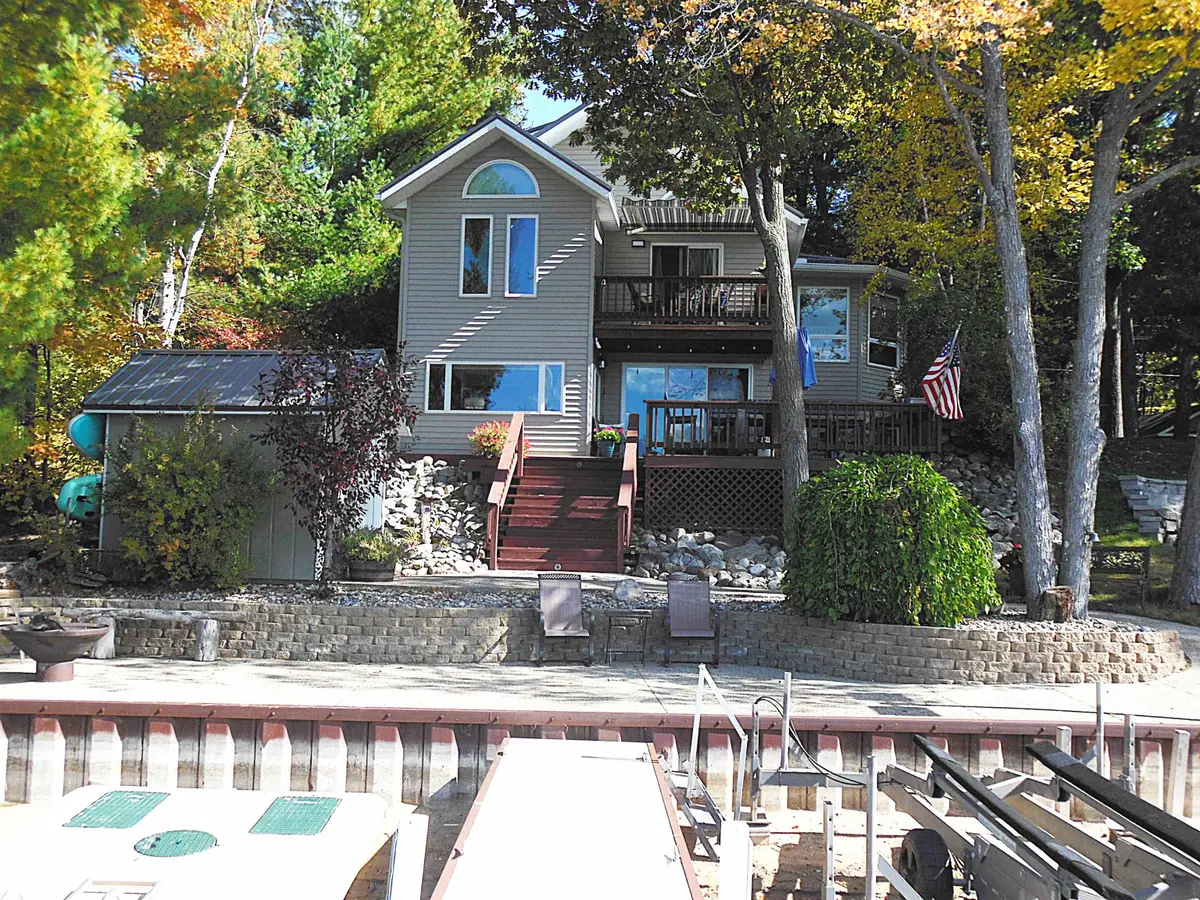 284 Hillcrest, Harrison, MI 48625 - #1