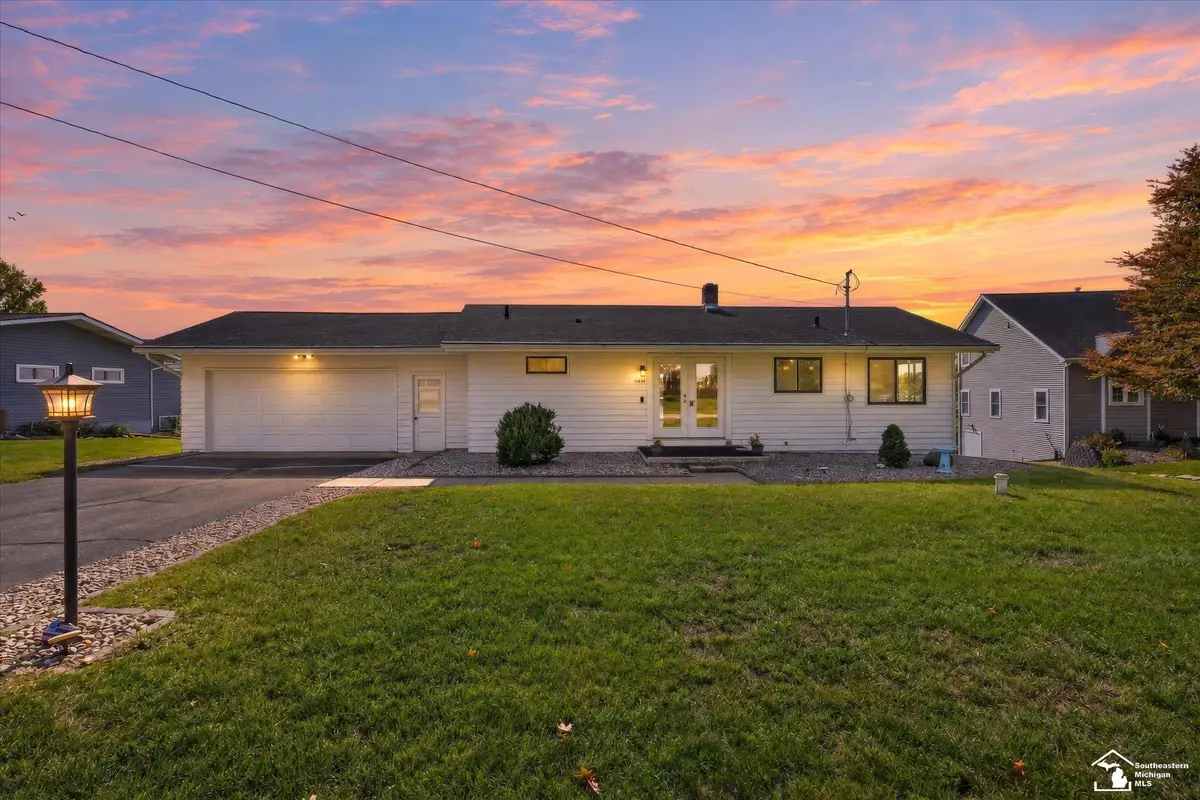11959 S Lake Side, Lake Leann, MI 49249 - #1