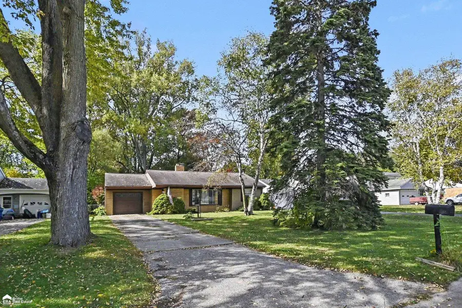 1261 Coolidge, Saginaw, MI 48638 - #3
