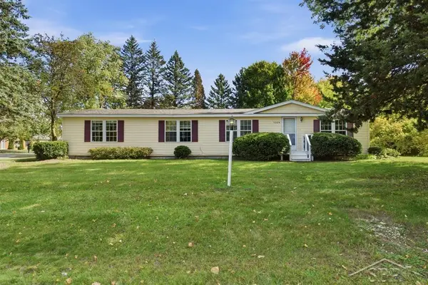 5224 Bertshire, Mount Pleasant, MI 48858