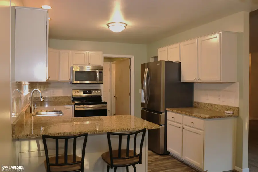 45889 Karam, Shelby, MI 48315 - #3