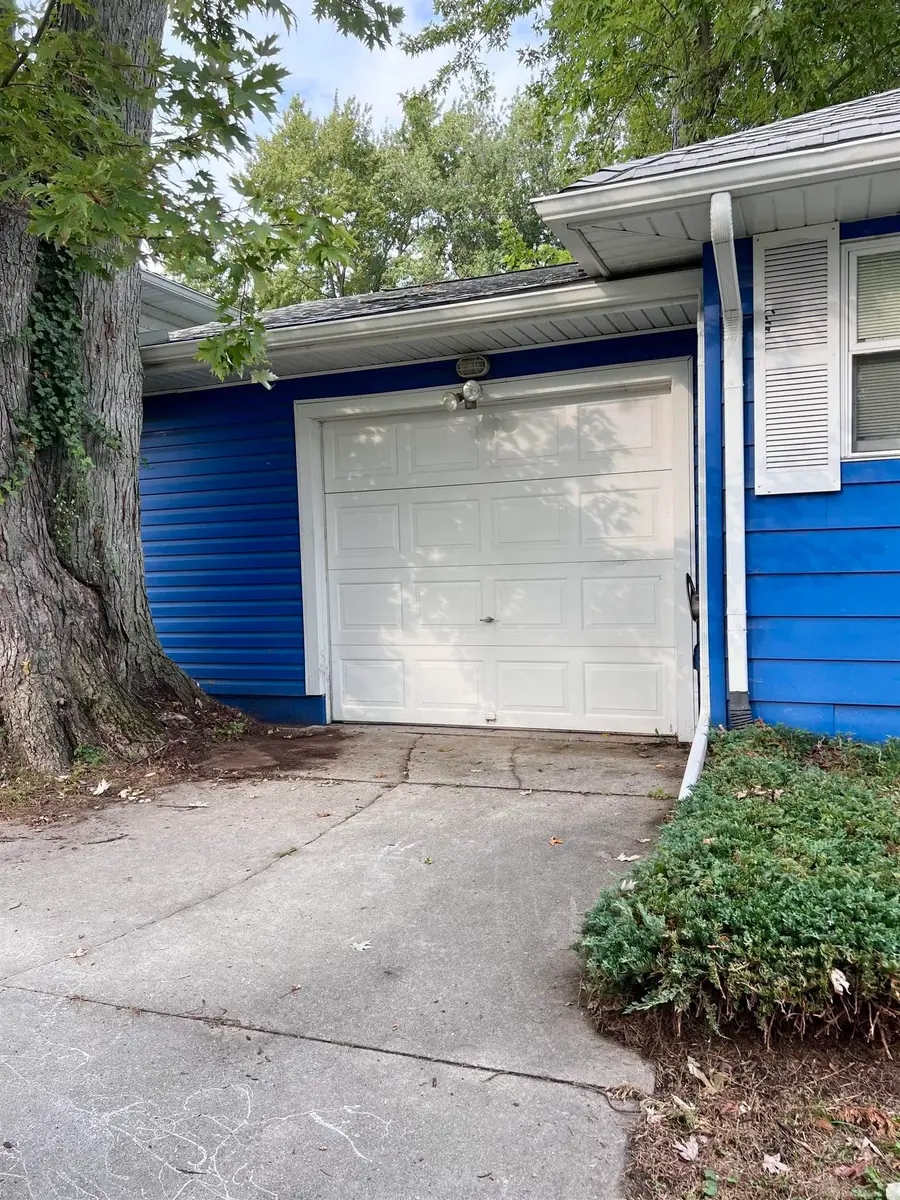 27745 Ponchartrain, Harrison Township, MI 48045 - #3