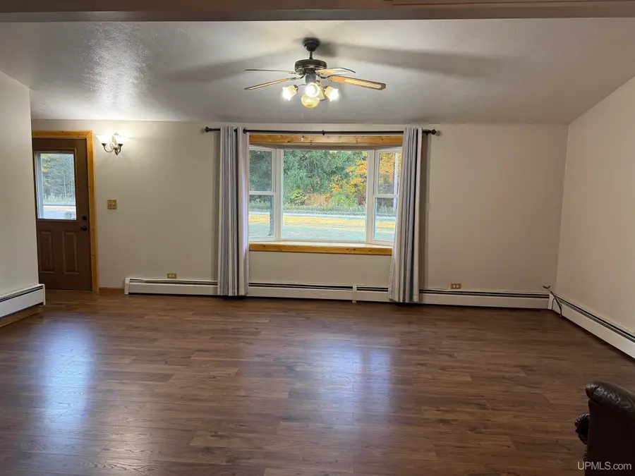 E3712 26th, Chatham, MI 49816 - #3