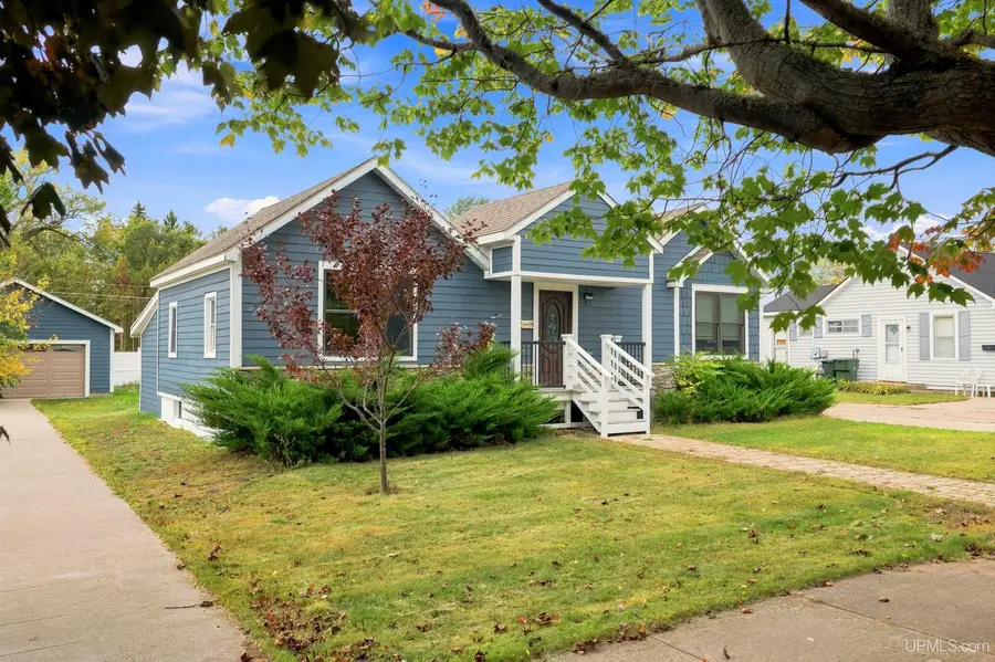 1210 S 16th, Escanaba, MI 49829 - #2