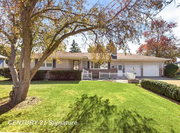 969 W Hampton, Essexville, MI 48732