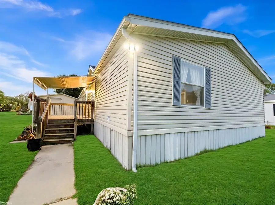3684 Hawthorne, Clarkston, MI 48348 - #2
