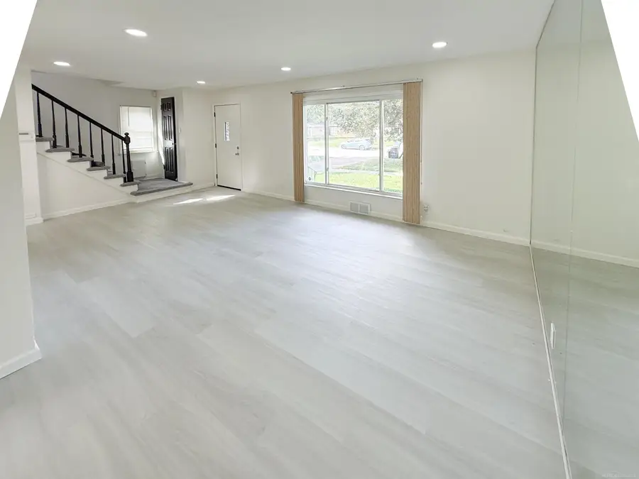 209 Commonwealth, Flint, MI 48503 - #2