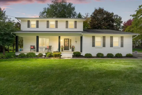 1201 Riverside, Owosso, MI 48867