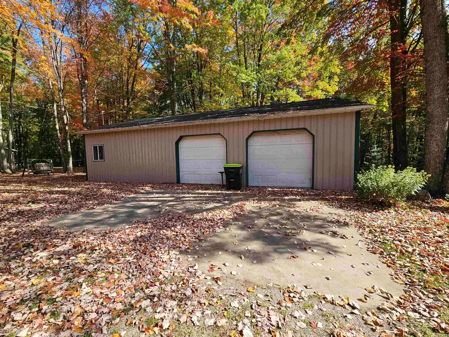6424 Sunrise, Harrison, MI 48625 - #2