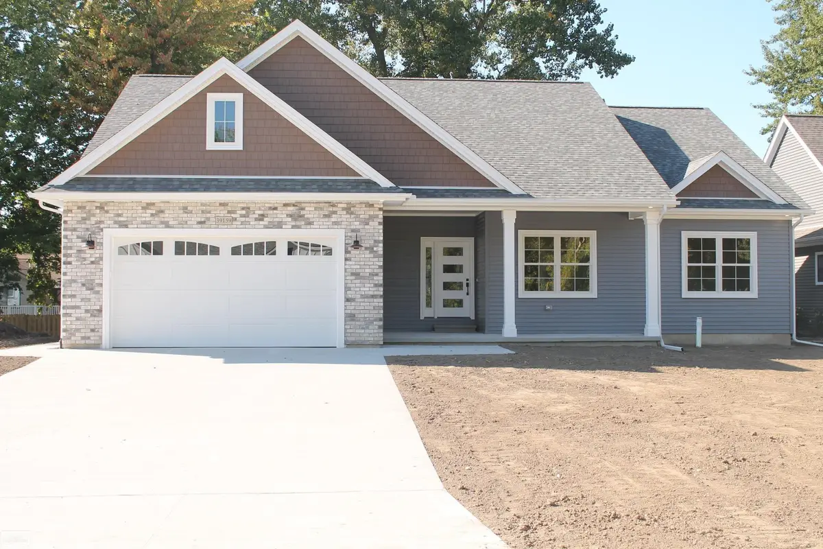 39159 Chart, Harrison Township, MI 48045 - #1