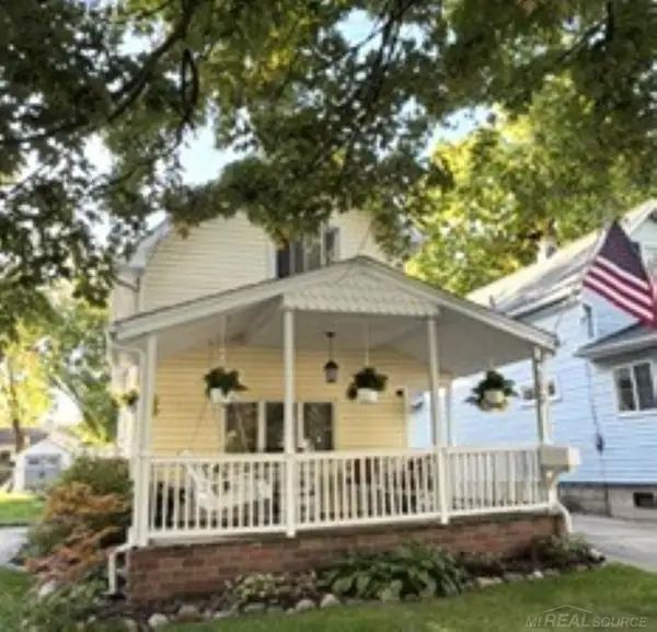 102 Smith, Mount Clemens, MI 48043