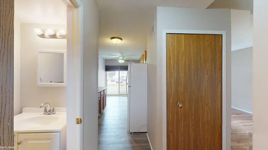 8608 Kaltz, Center Line, MI 48015 - #3