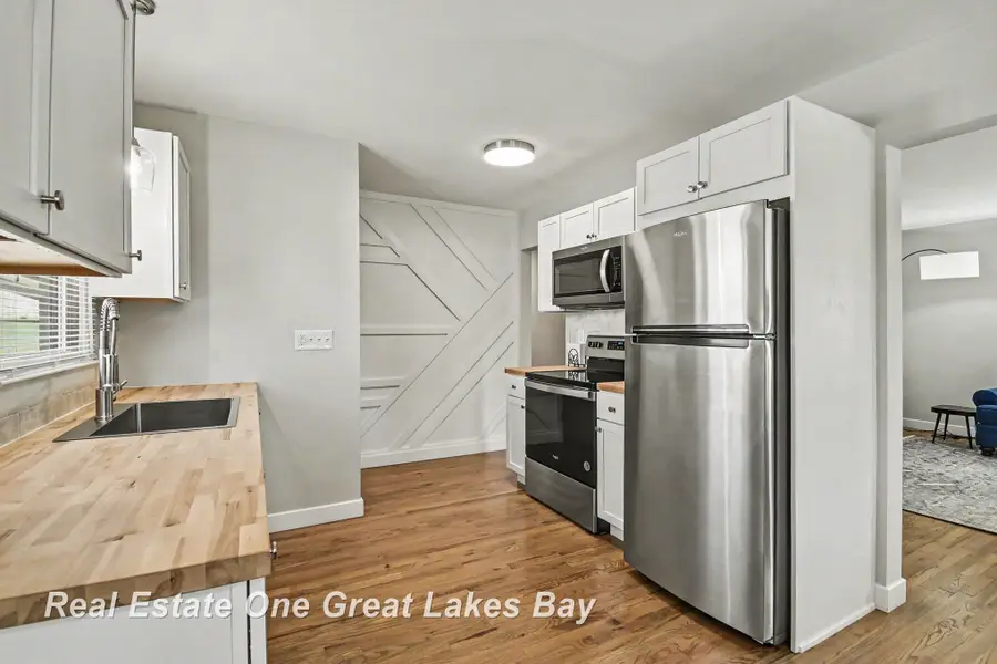 1826 Newberry, Saginaw, MI 48602 - #3