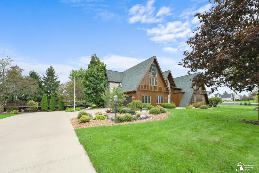 1567 W Erie, Temperance, MI 48182 - #2