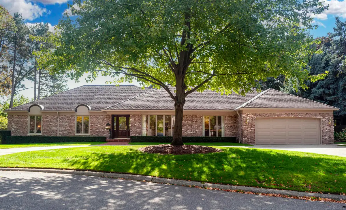 7 Belle Meade, Grosse Pointe Shores, MI 48236 - #1