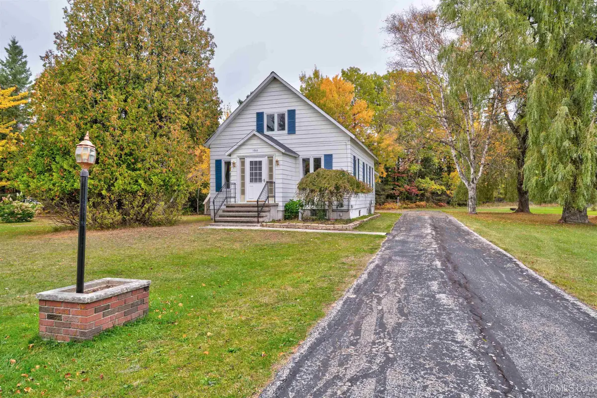 1066 State, Manistique, MI 49854 - #1