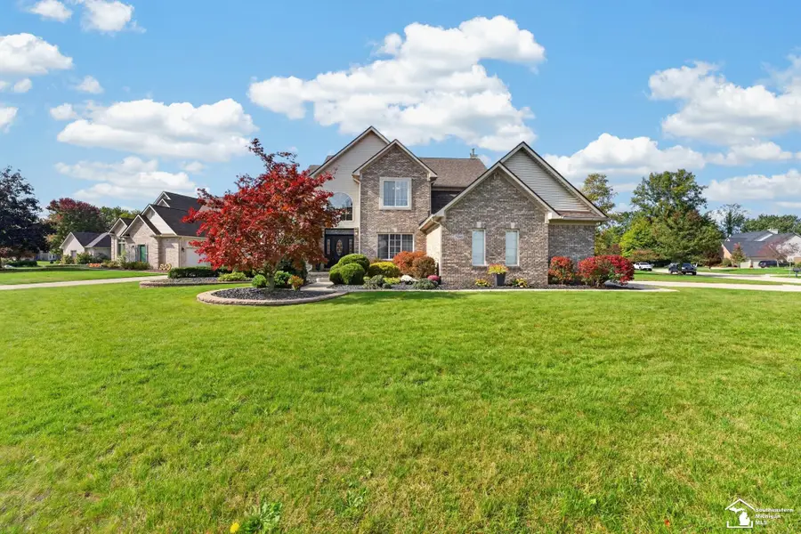 23346 Fredericks, Brownstown Township, MI 48134 - #3