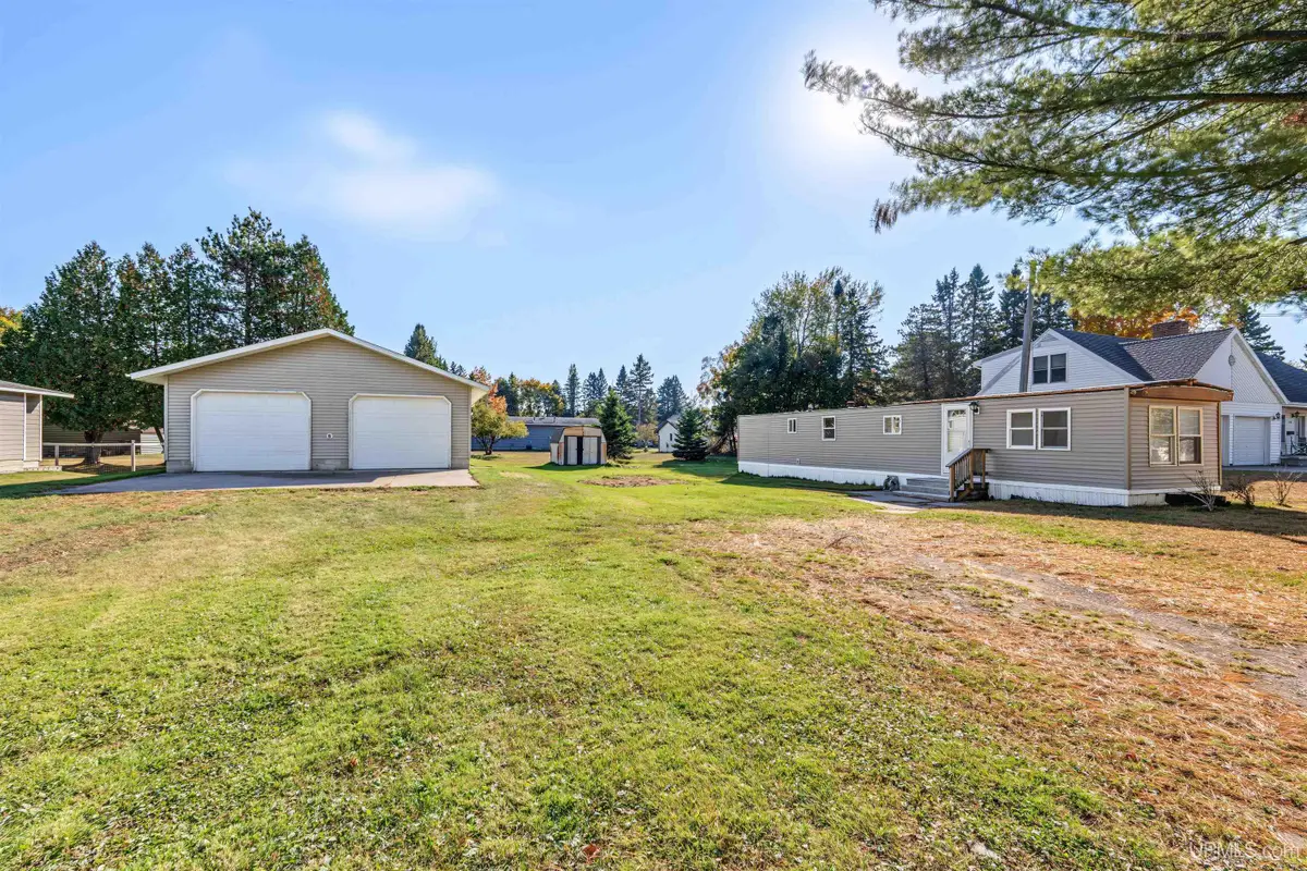 411 Intake, Manistique, MI 49854 - #1