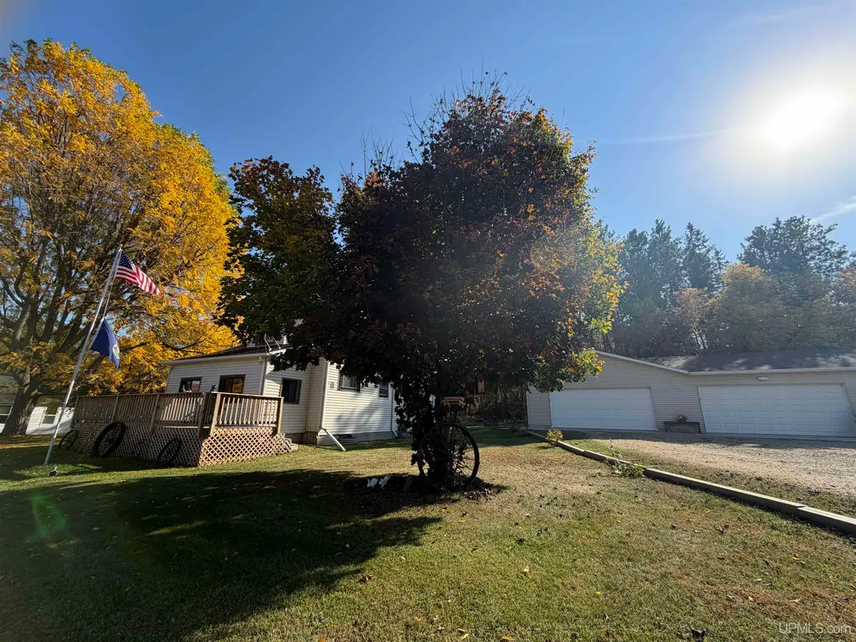 W2587 Waucedah, Vulcan, MI 49892 - #1