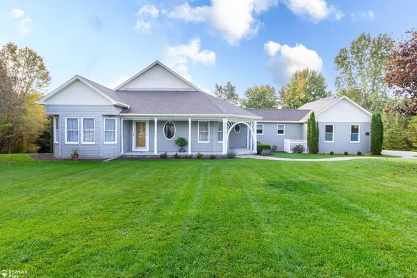 7032 E Hill, Grand Blanc, MI 48439