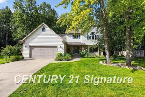 2617 Hearthstone, Midland, MI 48642