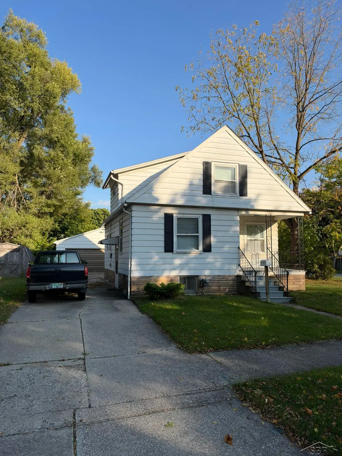 1902 N Clinton, Saginaw, MI 48602 - #1