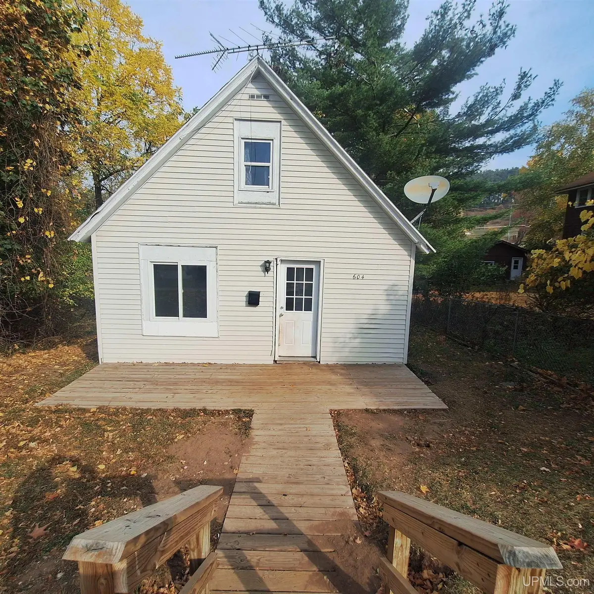 604 E A, Iron Mountain, MI 49801 - #1