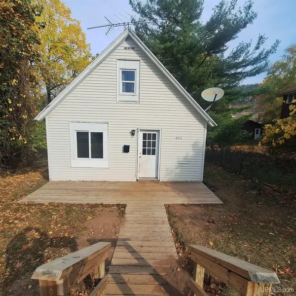604 E A, Iron Mountain, MI 49801