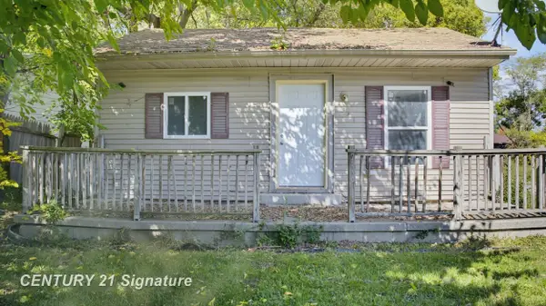 2481 California, Saginaw, MI 48601