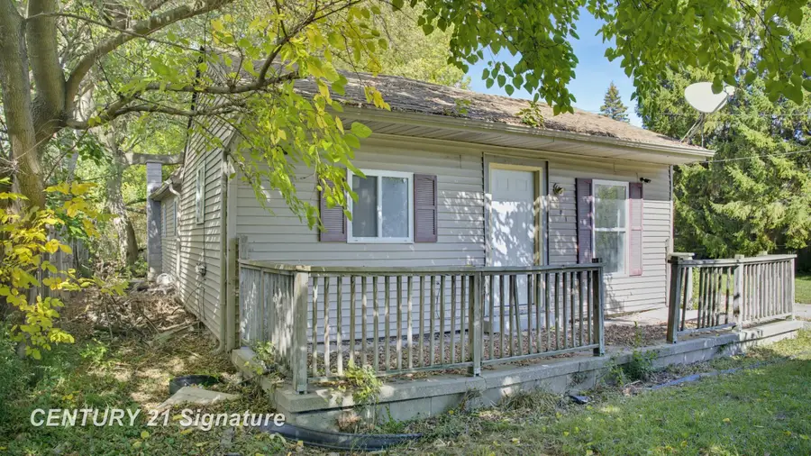 2481 California, Saginaw, MI 48601 - #3