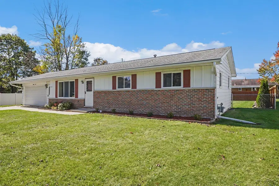 5213 Loganberry, Saginaw, MI 48603 - #3