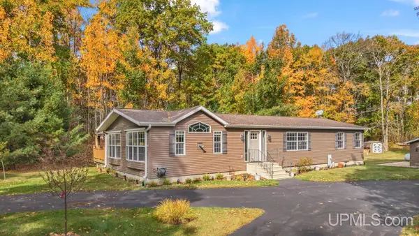 W7012 County R, Pembine T-WI, WI 54156