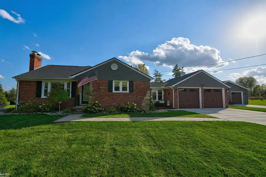 7382 E Potter, Davison, MI 48423 - #3