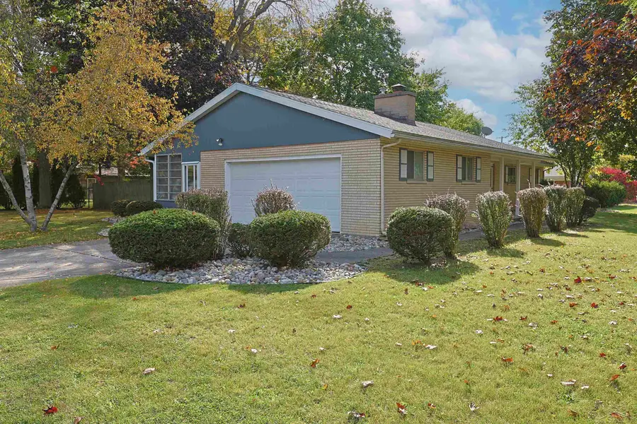 1912 Seminole, Saginaw, MI 48638 - #3