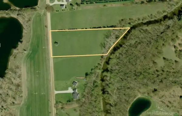 8600 Arendt, Brockway, MI 48097