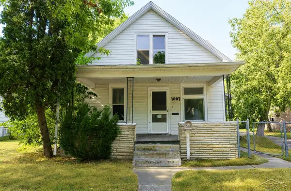 1007 Webber, Saginaw, MI 48601