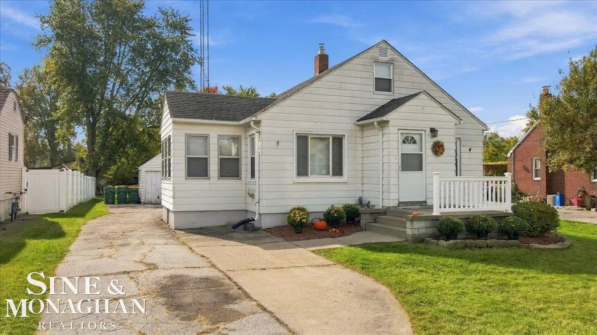 3909 Lapeer, Port Huron, MI 48060 - #1