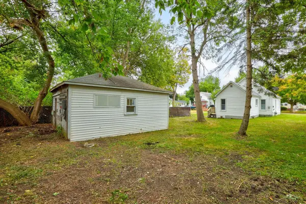 1736 Wood, Saginaw, MI 48602